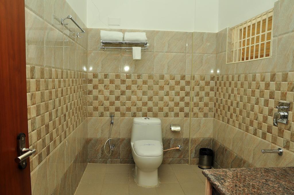 Holiday Hill Hotel & Suites Sultan Bathery Zimmer foto