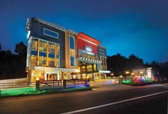 Holiday Hill Hotel & Suites Sultan Bathery Exterior foto